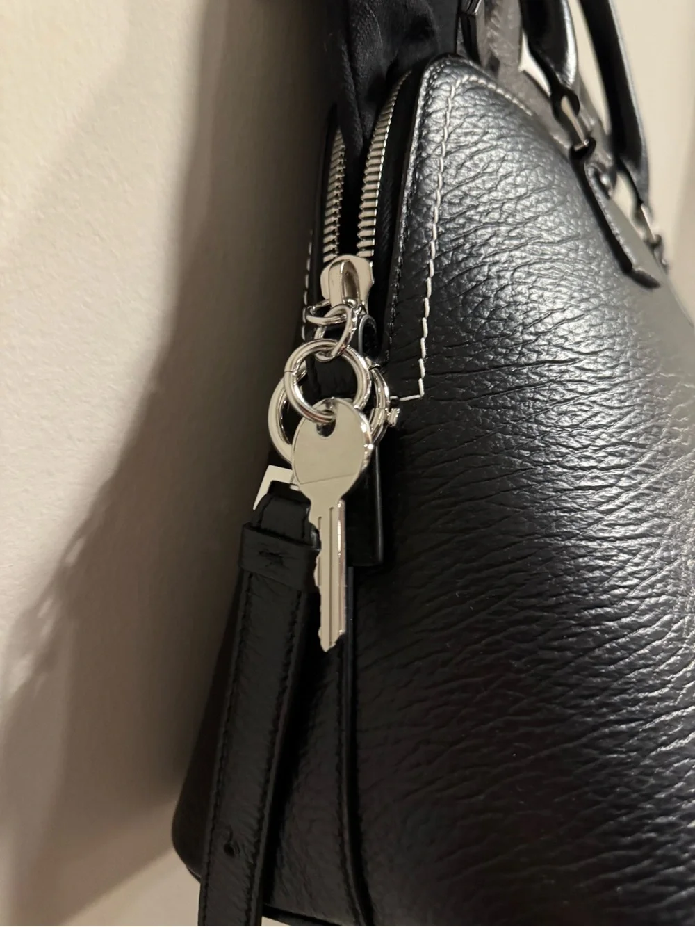 Maison Martin Margiela 5AC Classique Tote Bag in Medium